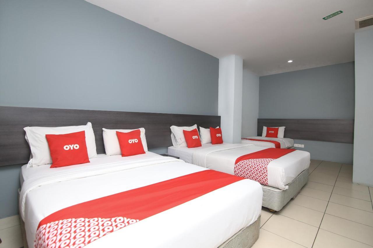 קוצ'ינג Oyo 90136 Jumbo Inn מראה חיצוני תמונה