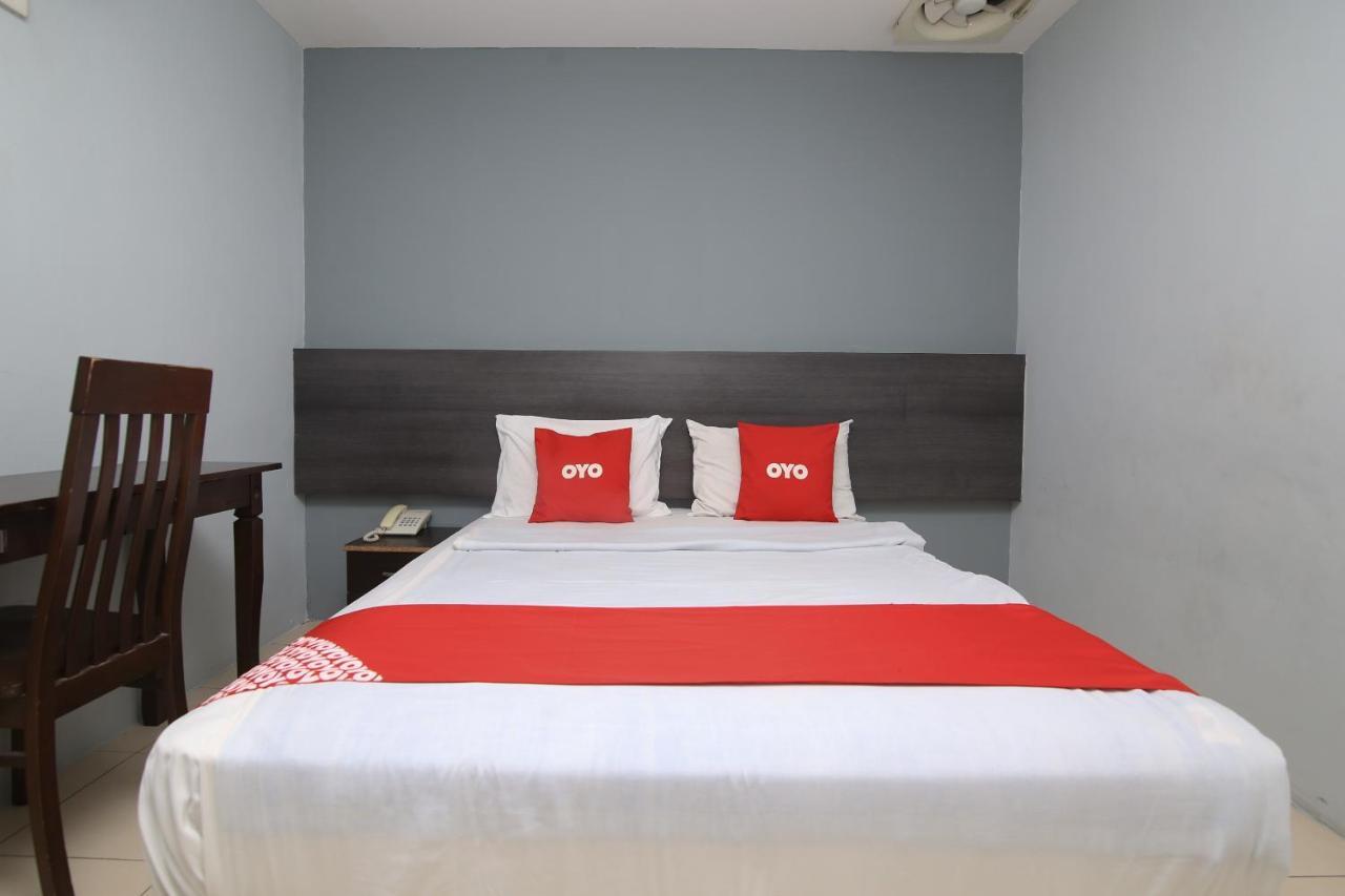 קוצ'ינג Oyo 90136 Jumbo Inn מראה חיצוני תמונה