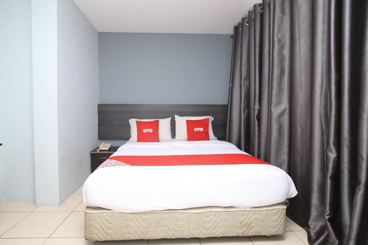 קוצ'ינג Oyo 90136 Jumbo Inn מראה חיצוני תמונה