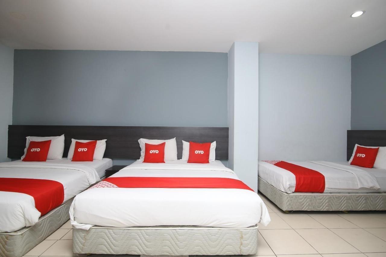 קוצ'ינג Oyo 90136 Jumbo Inn מראה חיצוני תמונה